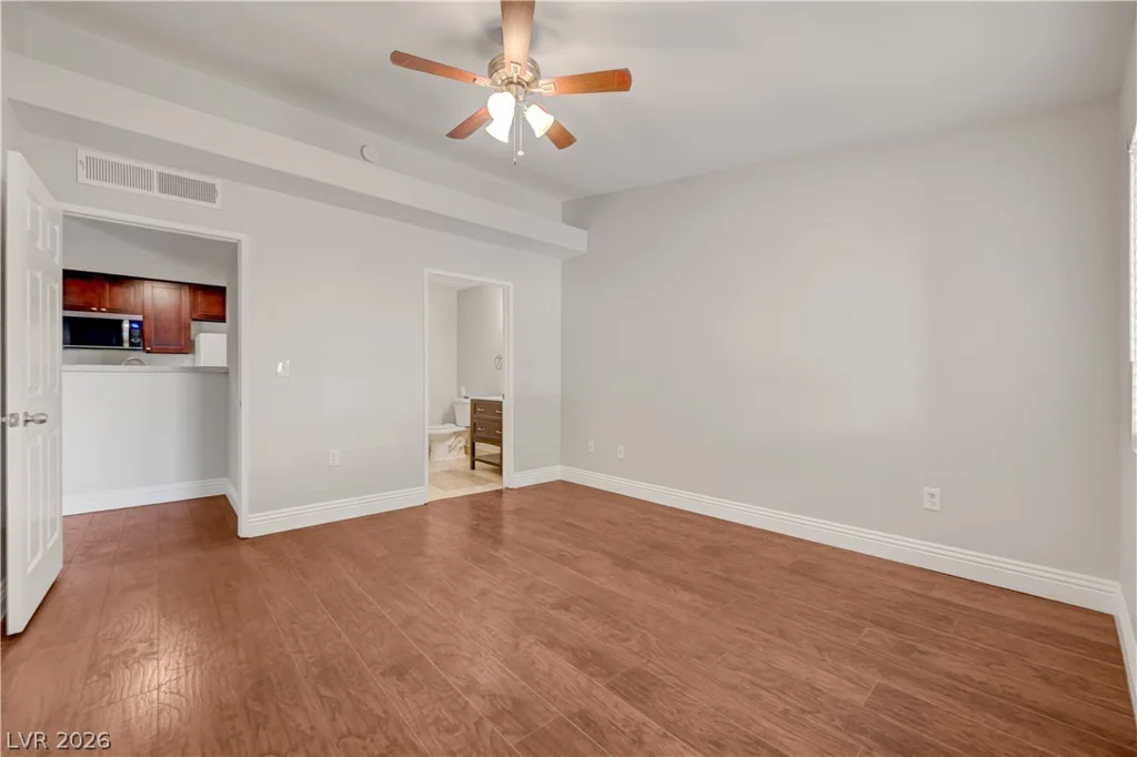 7885 Flamingo, Las Vegas, NV 89147