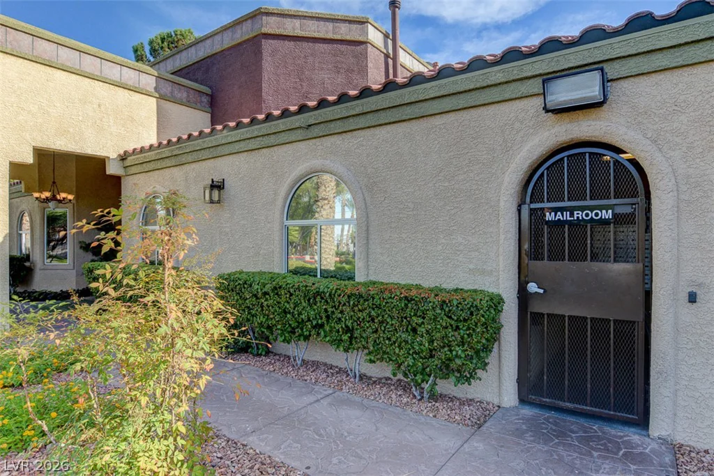 7885 Flamingo, Las Vegas, NV 89147