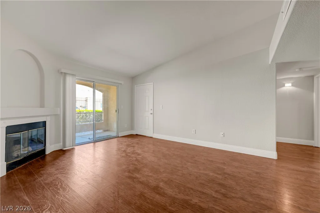7885 Flamingo, Las Vegas, NV 89147