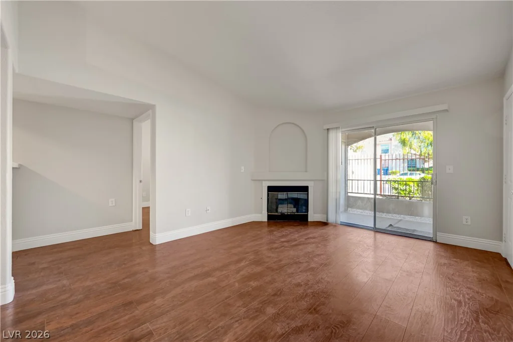 7885 Flamingo, Las Vegas, NV 89147