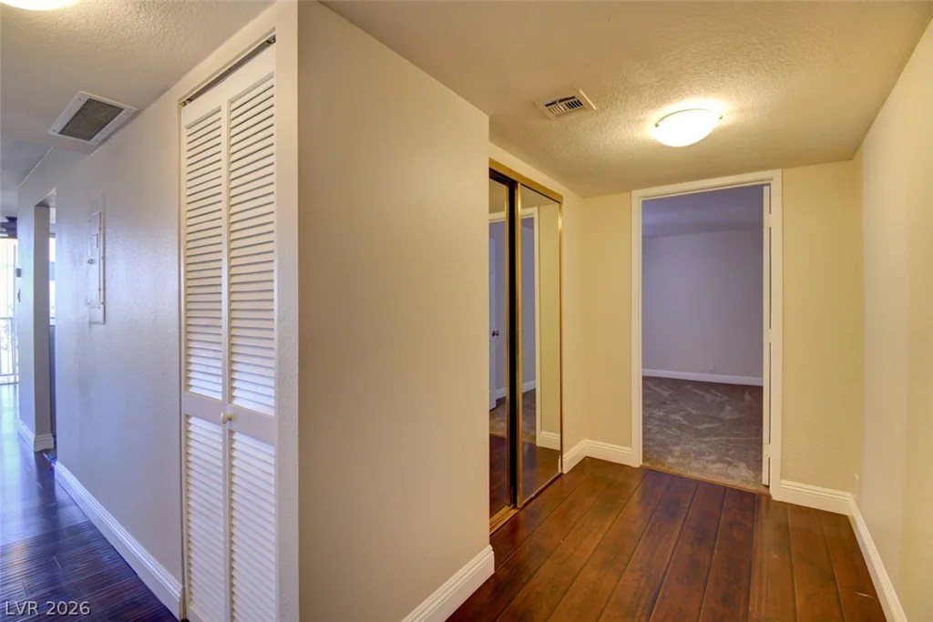 3111 Bel Air, Las Vegas, NV 89109