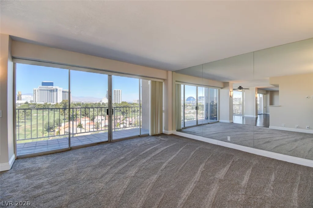 3111 Bel Air, Las Vegas, NV 89109