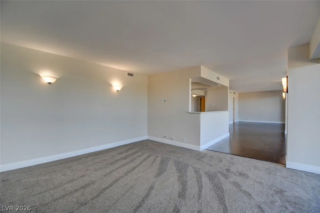 3111 Bel Air, Las Vegas, NV 89109