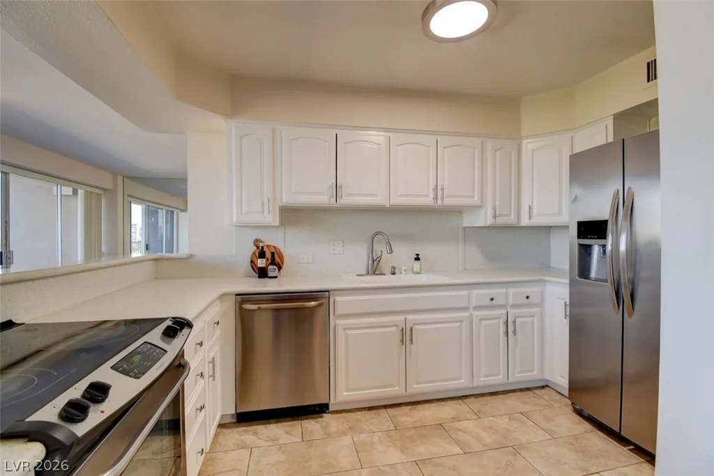 3111 Bel Air, Las Vegas, NV 89109