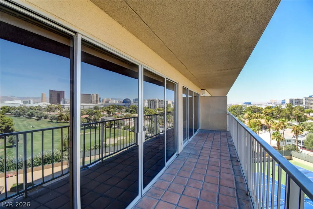 3111 Bel Air, Las Vegas, NV 89109