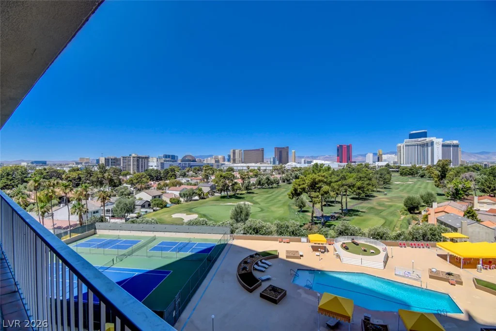3111 Bel Air, Las Vegas, NV 89109
