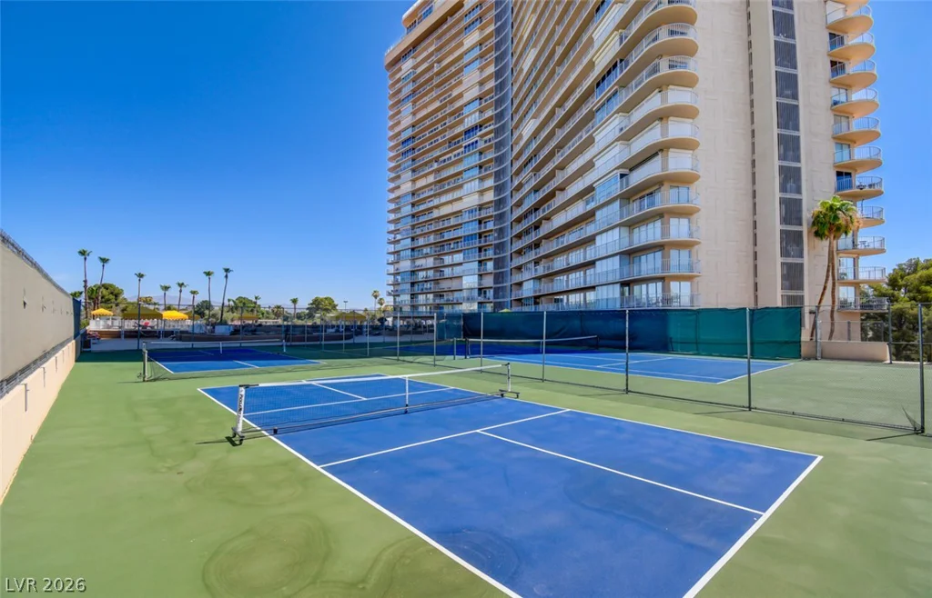 3111 Bel Air, Las Vegas, NV 89109