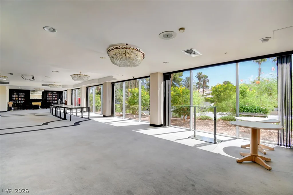 3111 Bel Air, Las Vegas, NV 89109