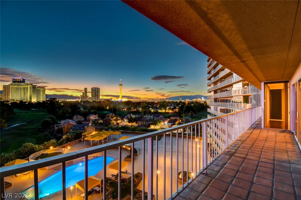 3111 Bel Air, Las Vegas, NV 89109