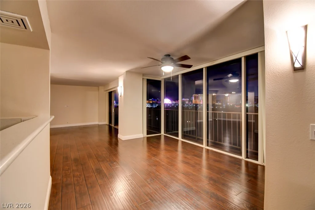 3111 Bel Air, Las Vegas, NV 89109