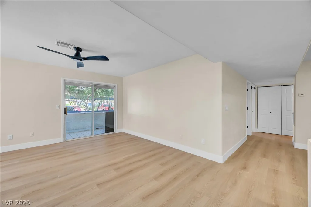2725 Nellis, Las Vegas, NV 89121