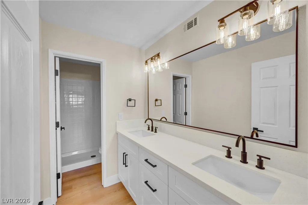 2725 Nellis, Las Vegas, NV 89121