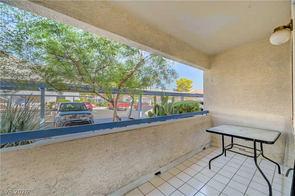 2725 Nellis, Las Vegas, NV 89121