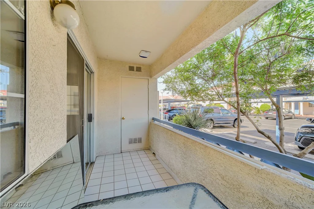 2725 Nellis, Las Vegas, NV 89121