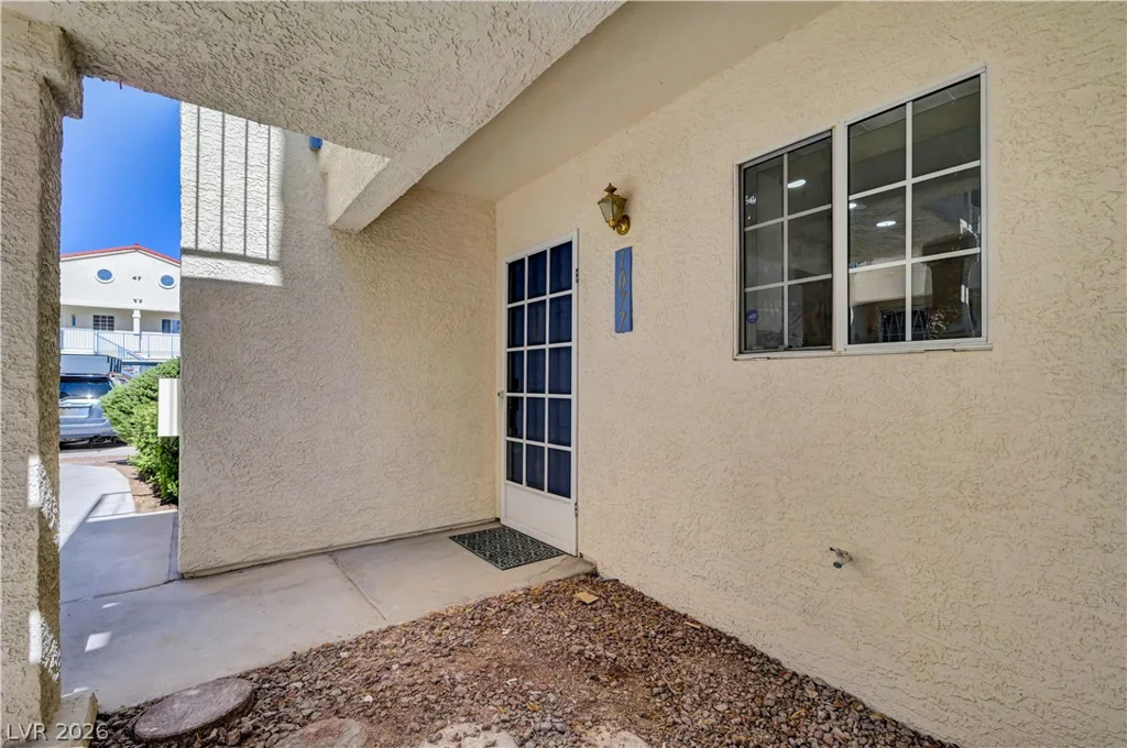 2725 Nellis, Las Vegas, NV 89121