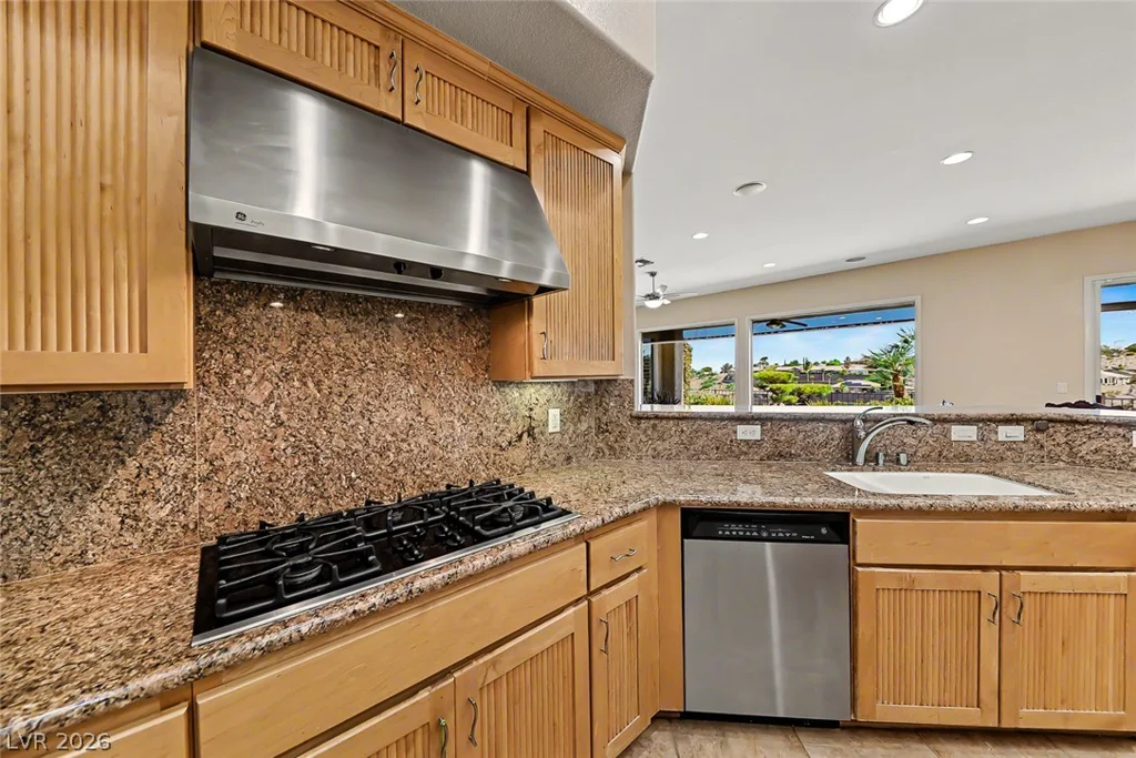 2738 Cherrydale Falls, Henderson, NV 89052