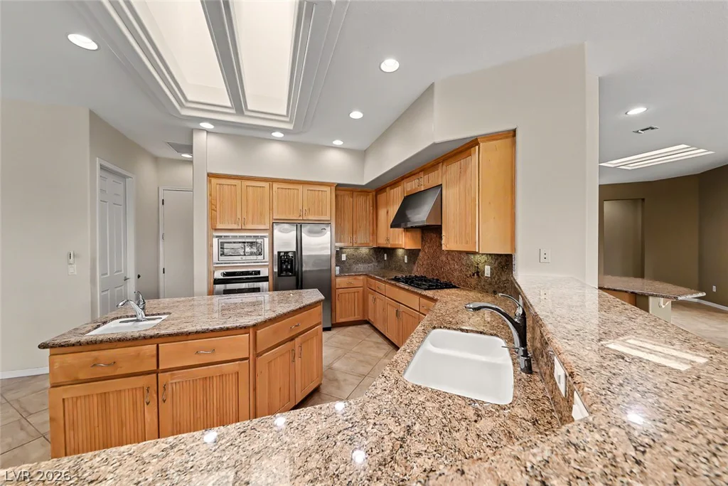 2738 Cherrydale Falls, Henderson, NV 89052