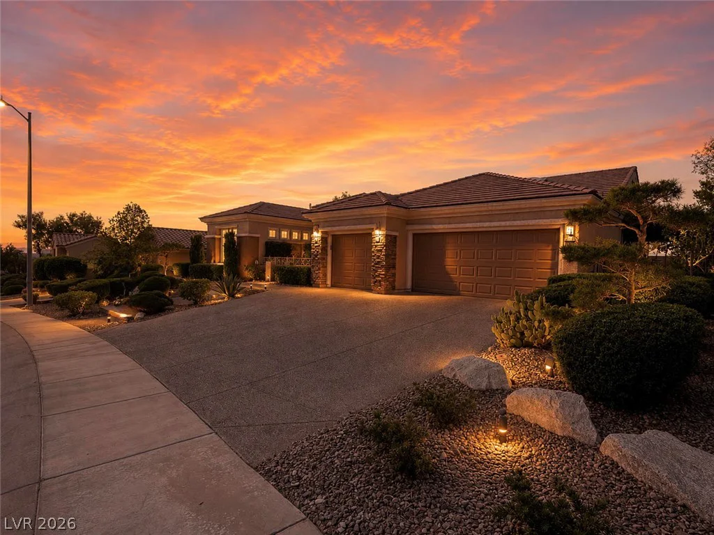2738 Cherrydale Falls, Henderson, NV 89052