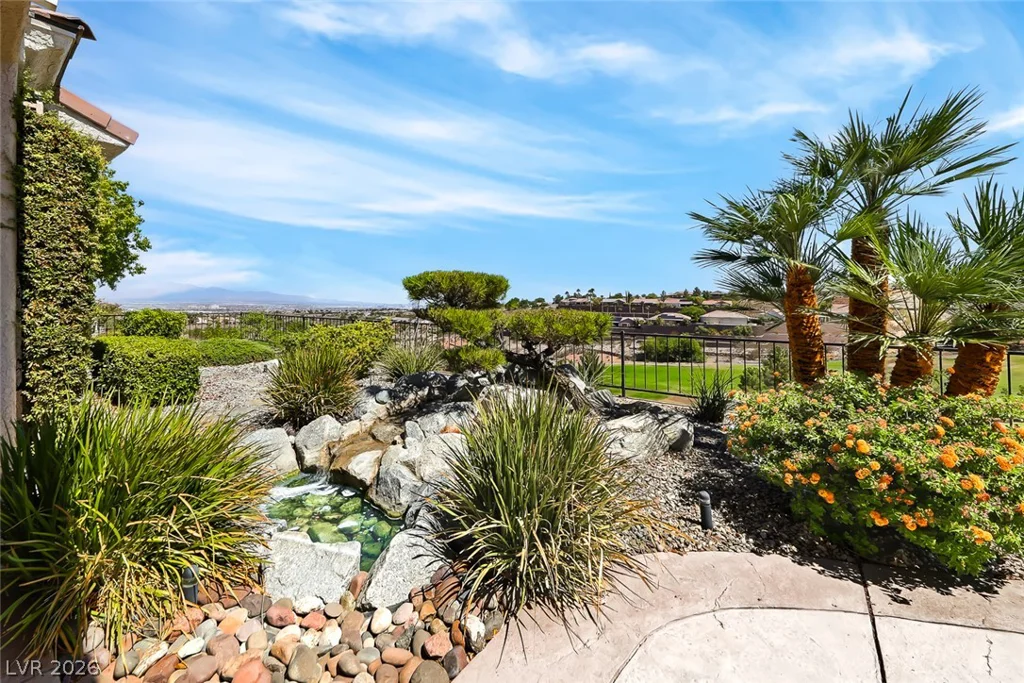 2738 Cherrydale Falls, Henderson, NV 89052
