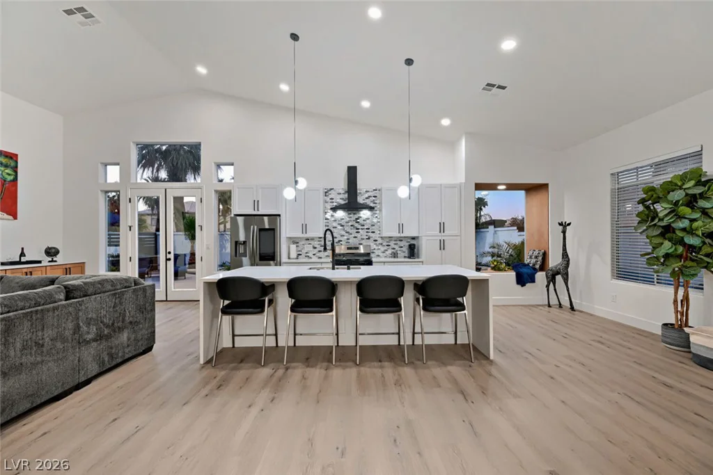 8870 Las Montanas, Las Vegas, NV 89147