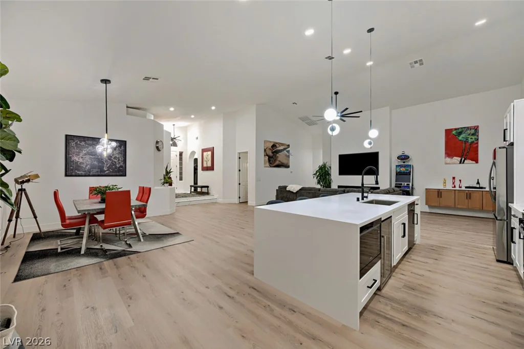 8870 Las Montanas, Las Vegas, NV 89147