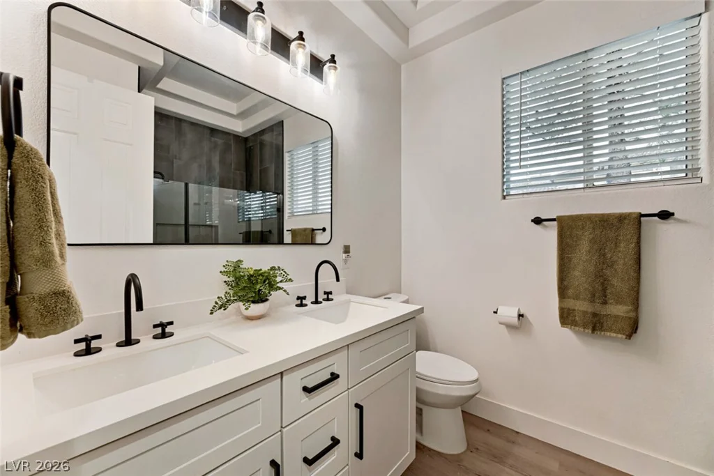 8870 Las Montanas, Las Vegas, NV 89147