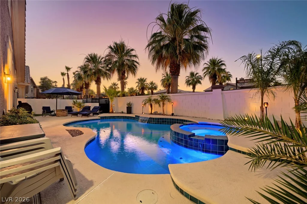 8870 Las Montanas, Las Vegas, NV 89147