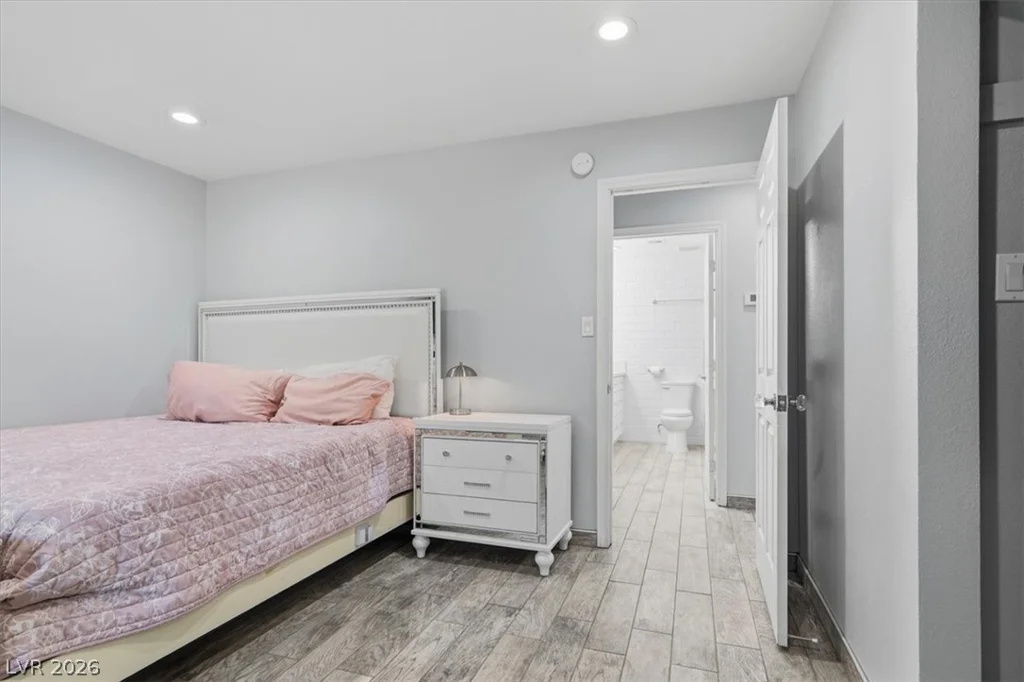 4987 Idaho, Las Vegas, NV 89104
