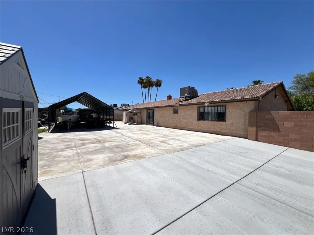 4987 Idaho, Las Vegas, NV 89104