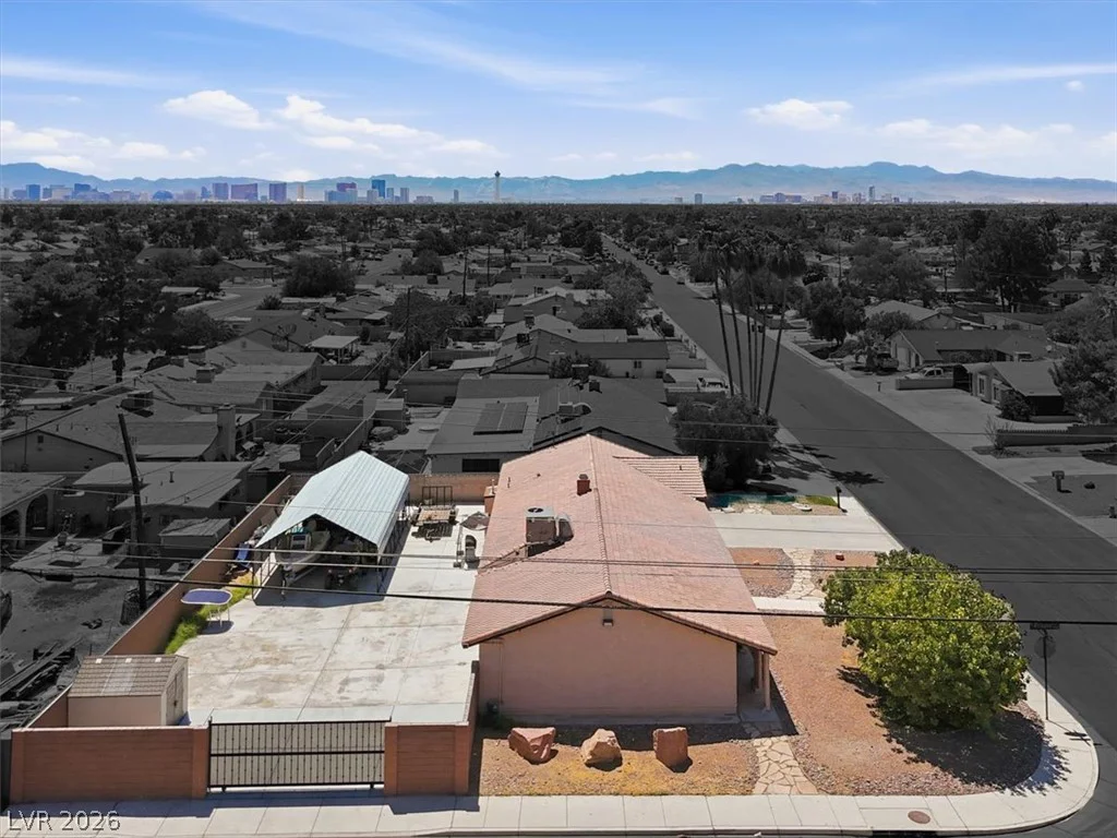 4987 Idaho, Las Vegas, NV 89104