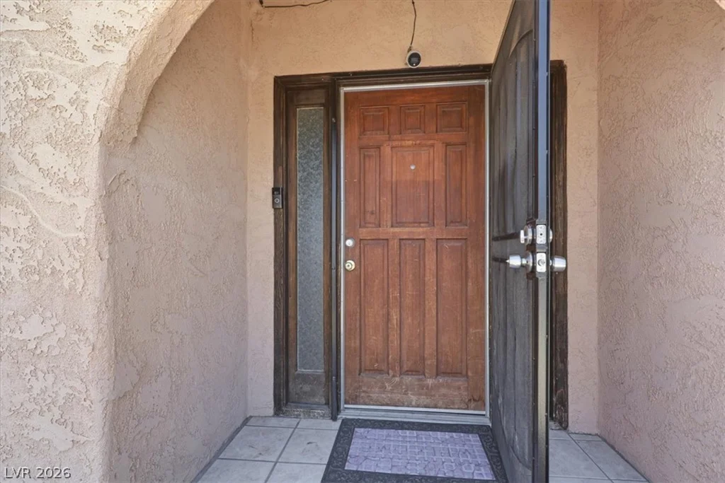 4987 Idaho, Las Vegas, NV 89104