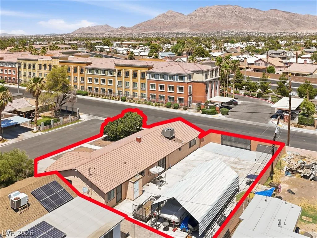 4987 Idaho, Las Vegas, NV 89104