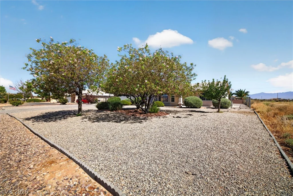 680 Jaybird, Pahrump, NV 89048