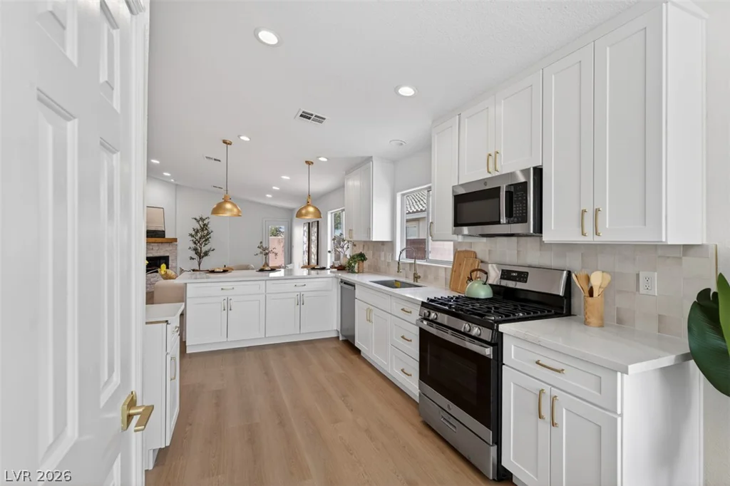 6668 Arctic Breeze, North Las Vegas, NV 89084