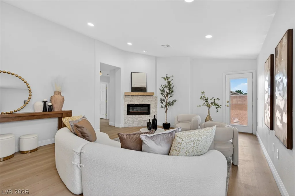 6668 Arctic Breeze, North Las Vegas, NV 89084