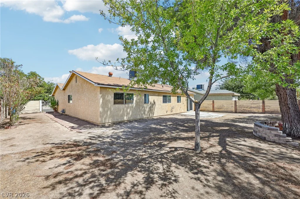 1108 Greenbank, Las Vegas, NV 89110