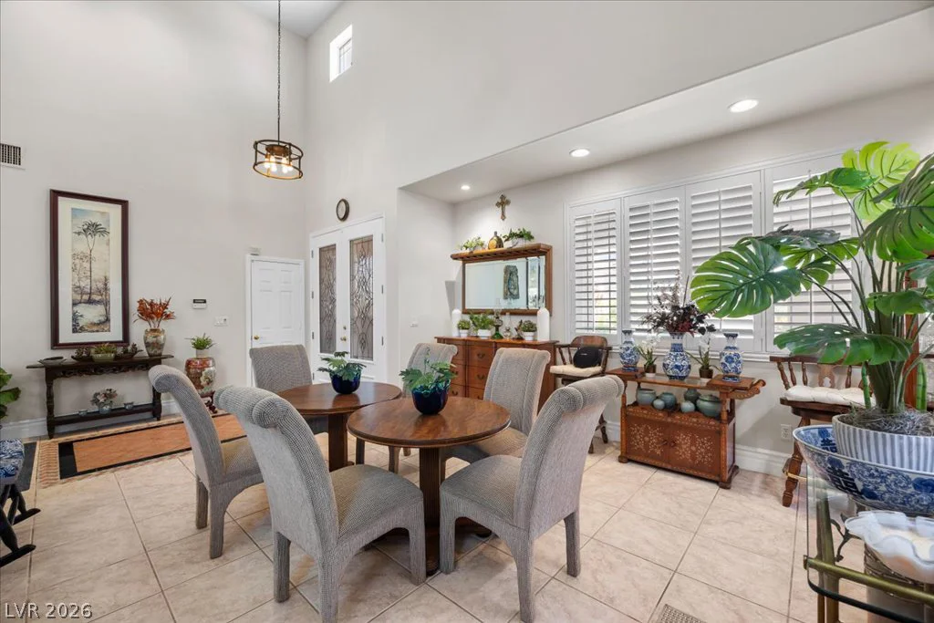 6681 Blue Sapphire, Las Vegas, NV 89110