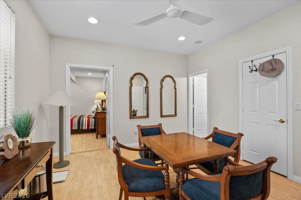 6681 Blue Sapphire, Las Vegas, NV 89110