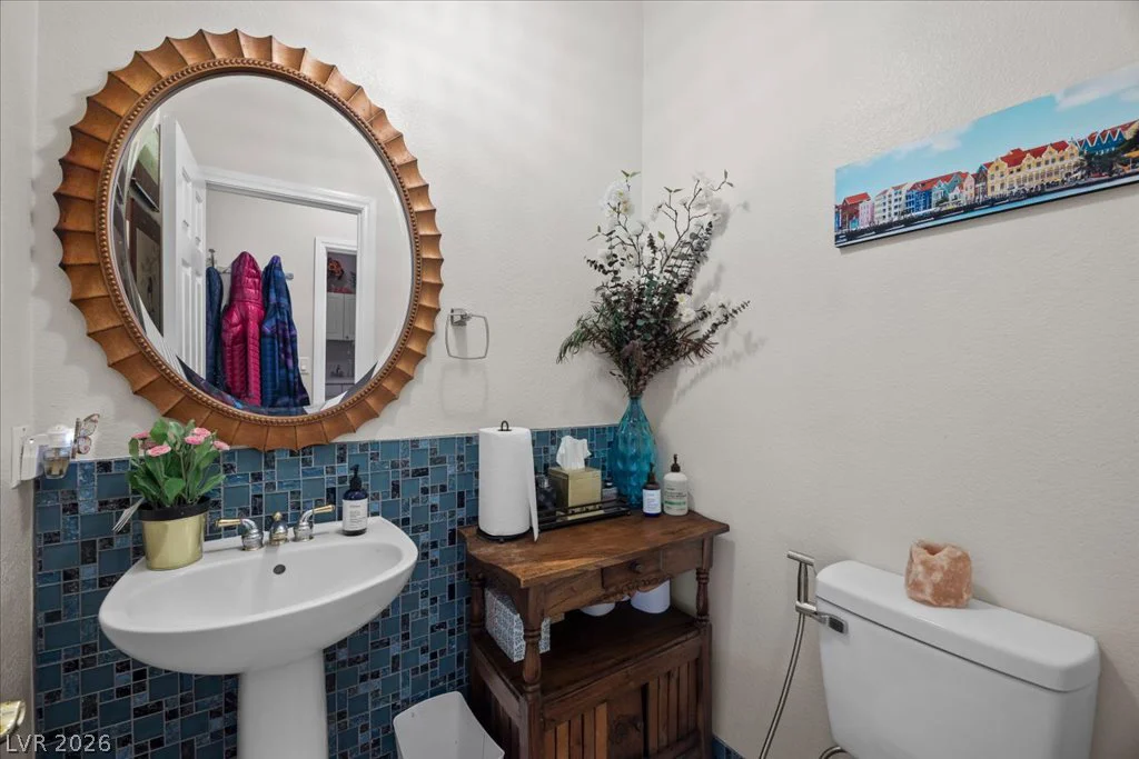 6681 Blue Sapphire, Las Vegas, NV 89110