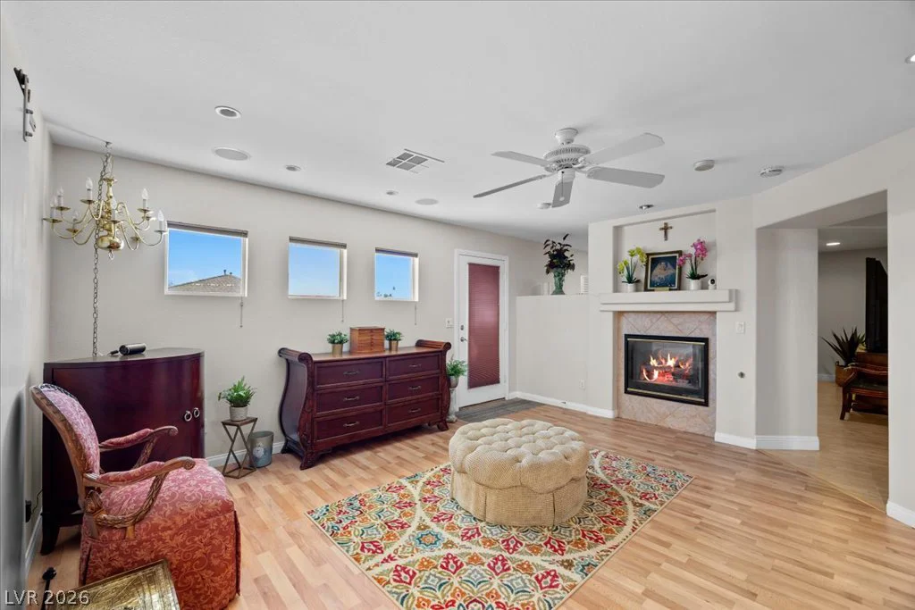 6681 Blue Sapphire, Las Vegas, NV 89110