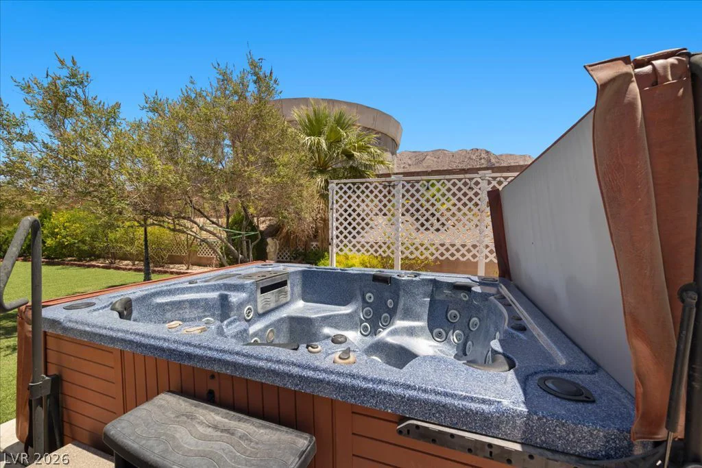 6681 Blue Sapphire, Las Vegas, NV 89110