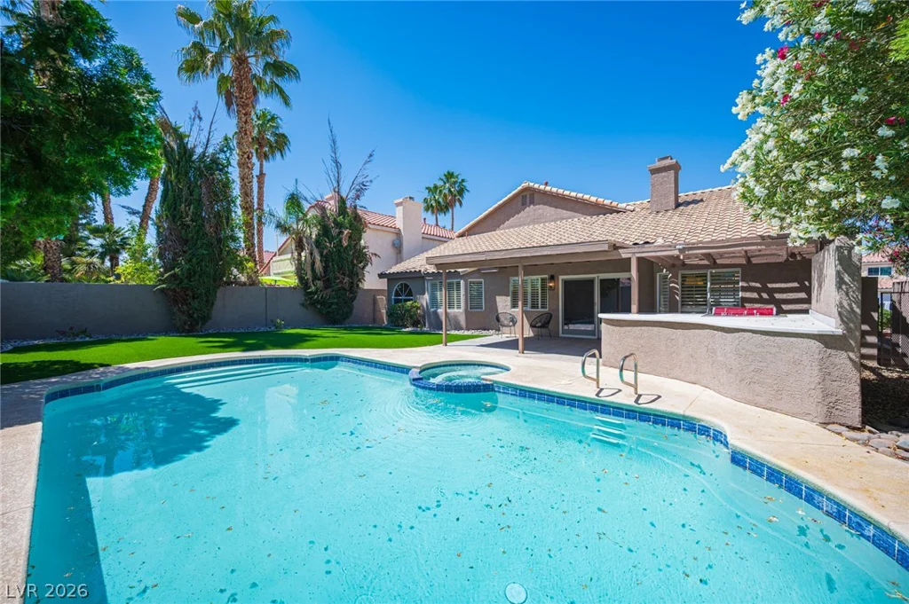 2037 Pinion Springs, Henderson, NV 89074