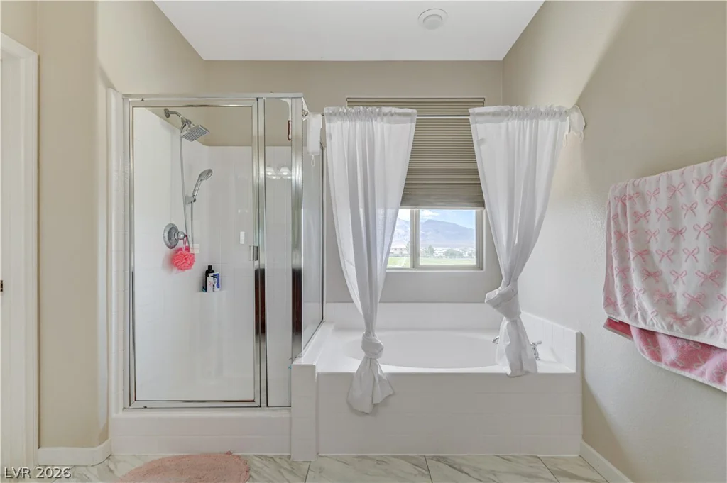 1812 La Calera, North Las Vegas, NV 89084
