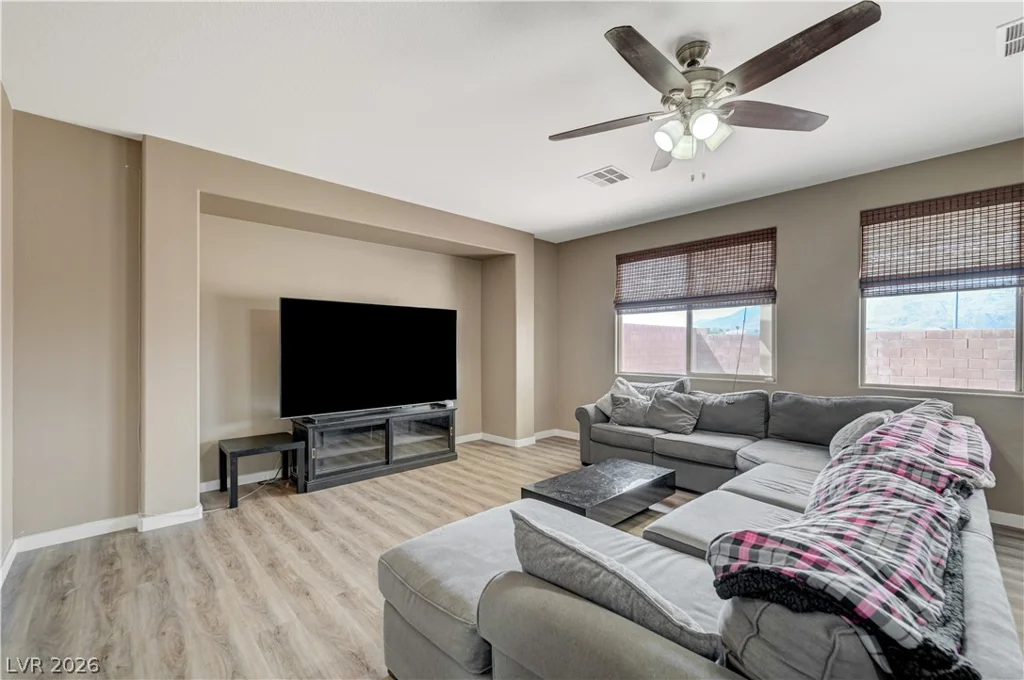 1812 La Calera, North Las Vegas, NV 89084