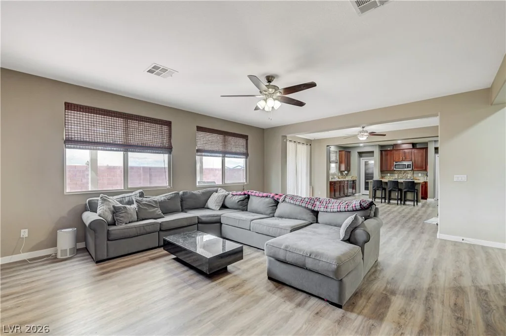 1812 La Calera, North Las Vegas, NV 89084