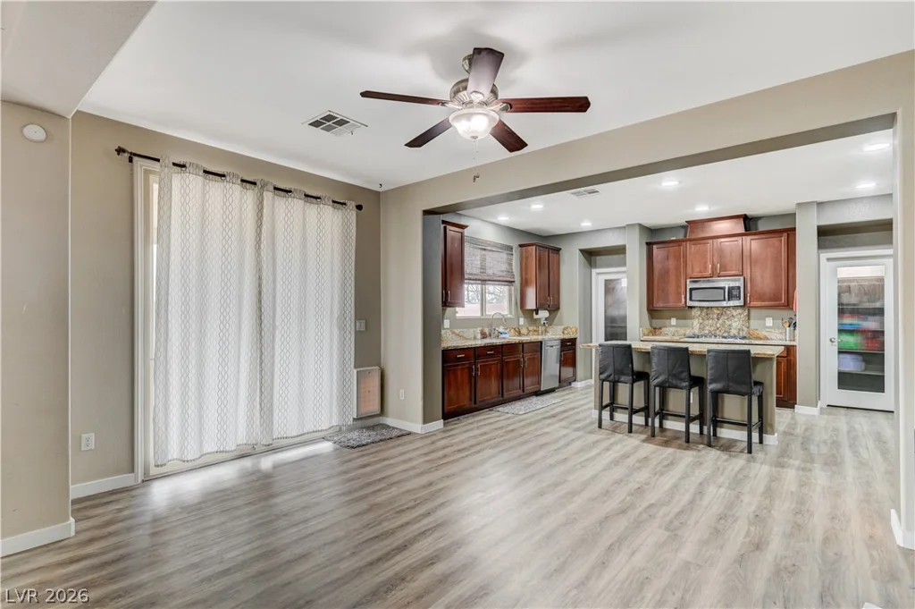 1812 La Calera, North Las Vegas, NV 89084