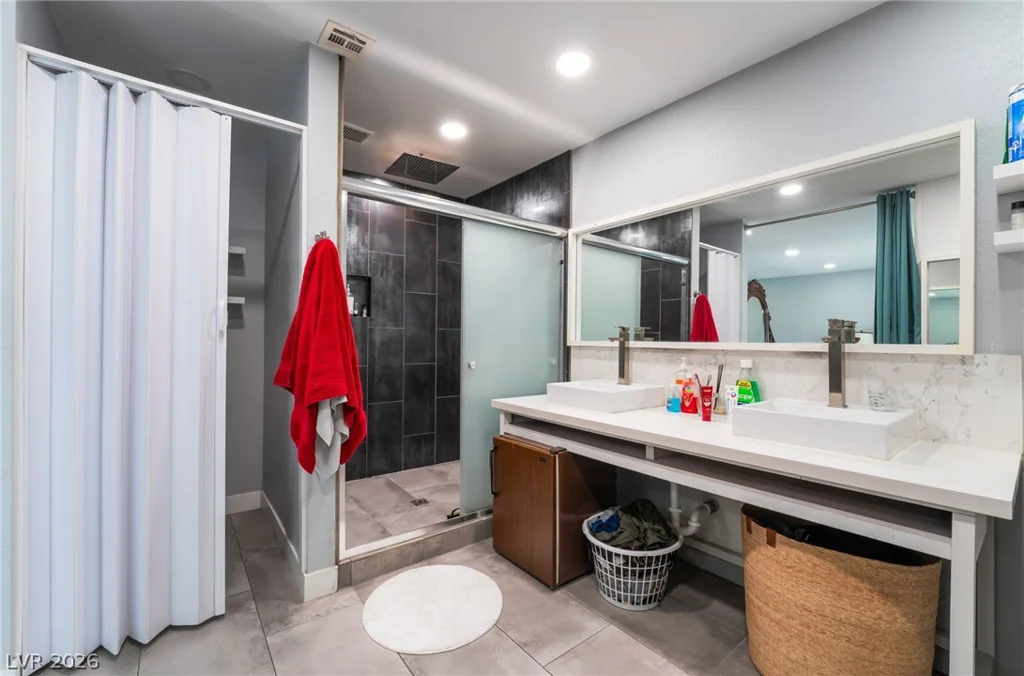 3400 Sioux, Las Vegas, NV 89169
