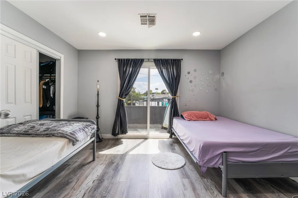 3400 Sioux, Las Vegas, NV 89169