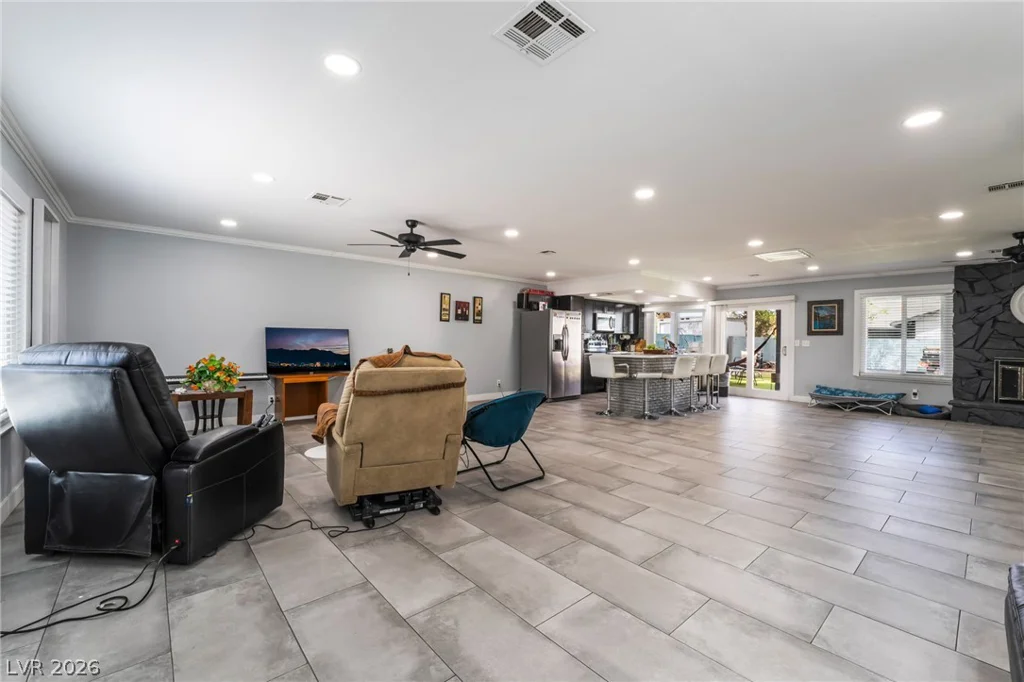 3400 Sioux, Las Vegas, NV 89169