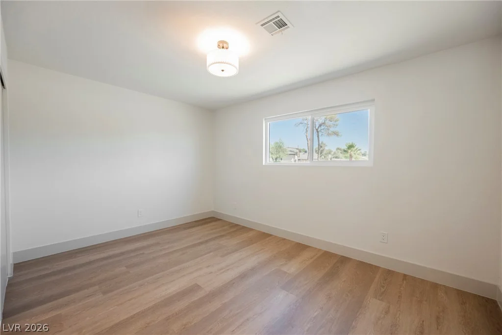 2755 Torrey Pines, Las Vegas, NV 89146